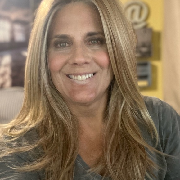 Rachel Welch Scene Stealer in SS Wheat - Picture 2 of 14